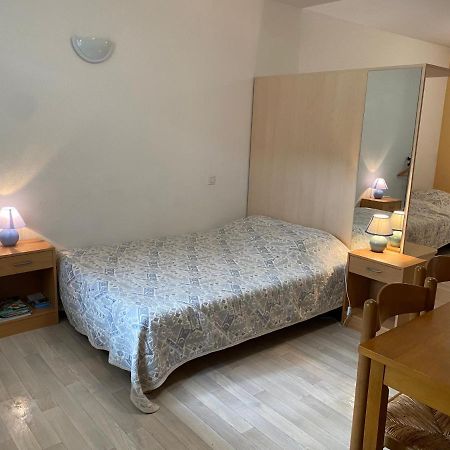 Studio Tabagnoz Apartment Premanon Exterior photo